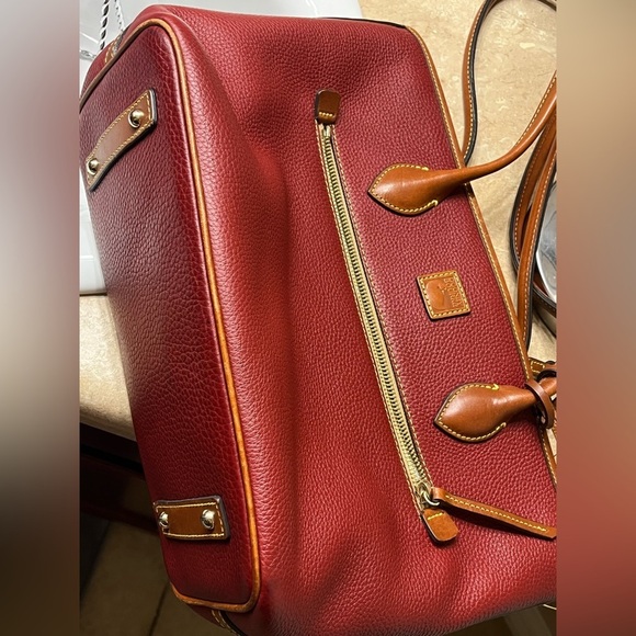 Dooney & Bourke Handbag, Pebble Grain Tote w/Wristlet Wallet, leather, red - Picture 8 of 16